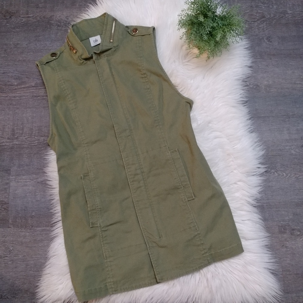 CAbi green Explorer vest size small style#5101 - Picture 2 of 8